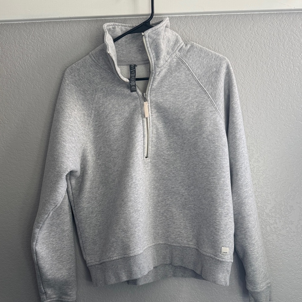 Vuori Women's Gray Zip-Up Sweater